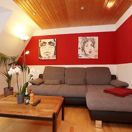 Cozy In Schwenningen With Garden 公寓