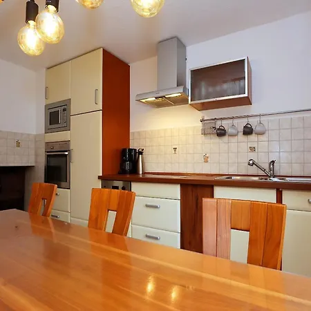 公寓 Cozy In Schwenningen With Garden *