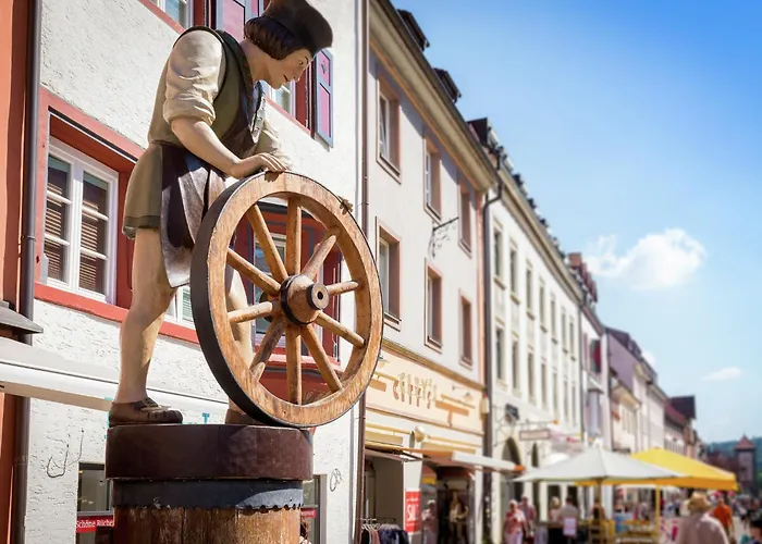 Cozy In Schwenningen With Garden *