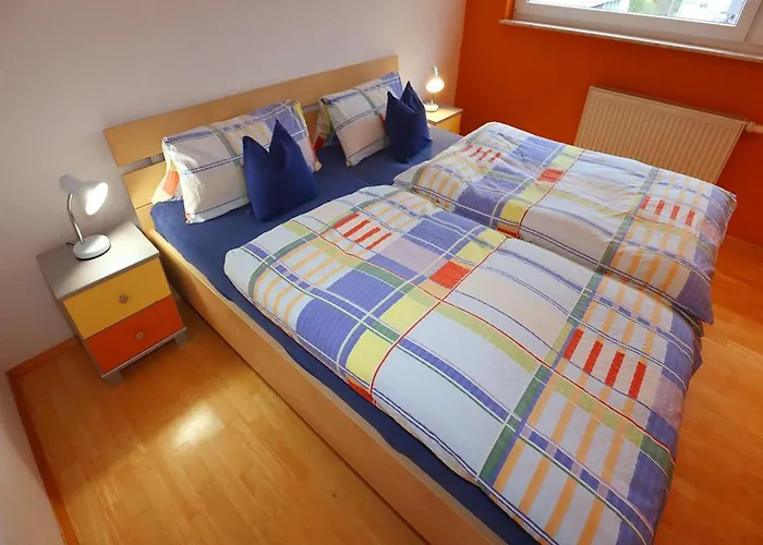 Cozy In Schwenningen With Garden *