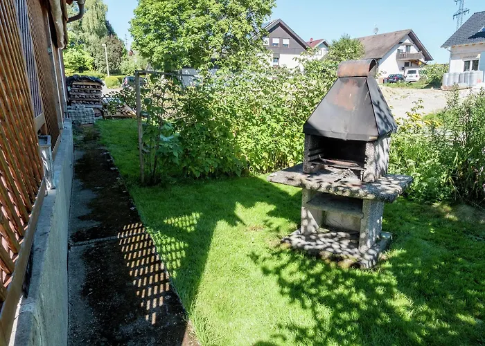 Cozy In Schwenningen With Garden Апартаменты