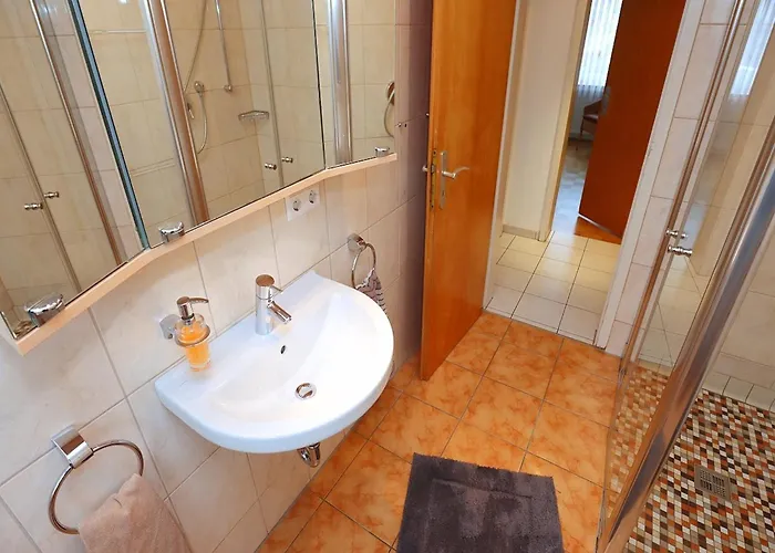 Cozy In Schwenningen With Garden * Филлинген-Швеннинген