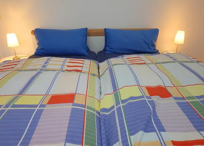 Апартаменты Cozy In Schwenningen With Garden