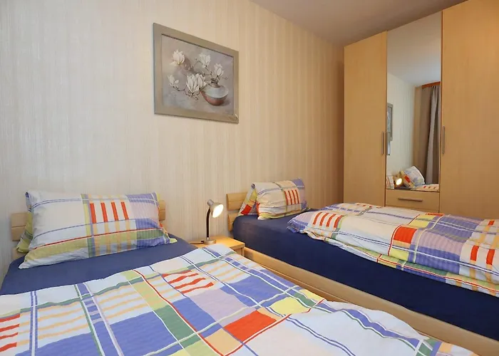 Cozy In Schwenningen With Garden *