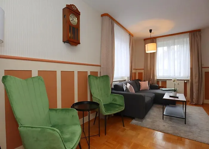 Cozy In Schwenningen With Garden *