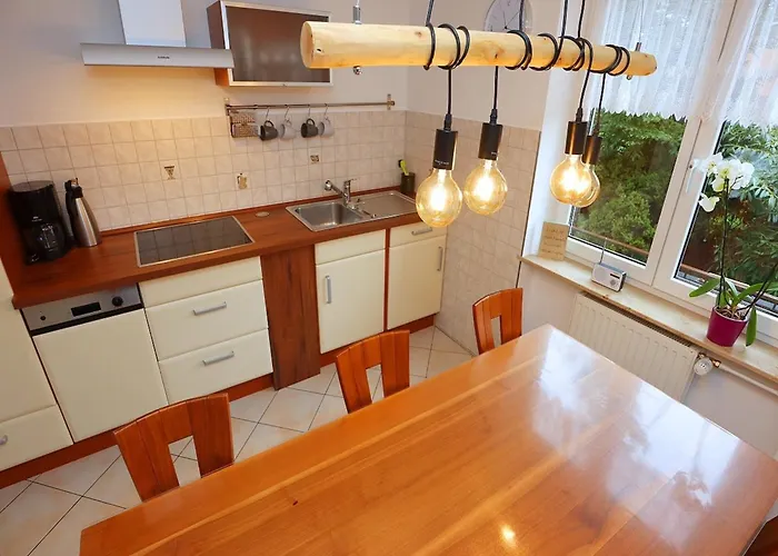 Cozy In Schwenningen With Garden * Филлинген-Швеннинген