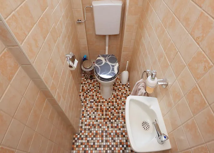 Апартаменты Cozy In Schwenningen With Garden Филлинген-Швеннинген