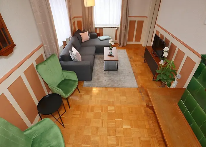 Cozy In Schwenningen With Garden Филлинген-Швеннинген